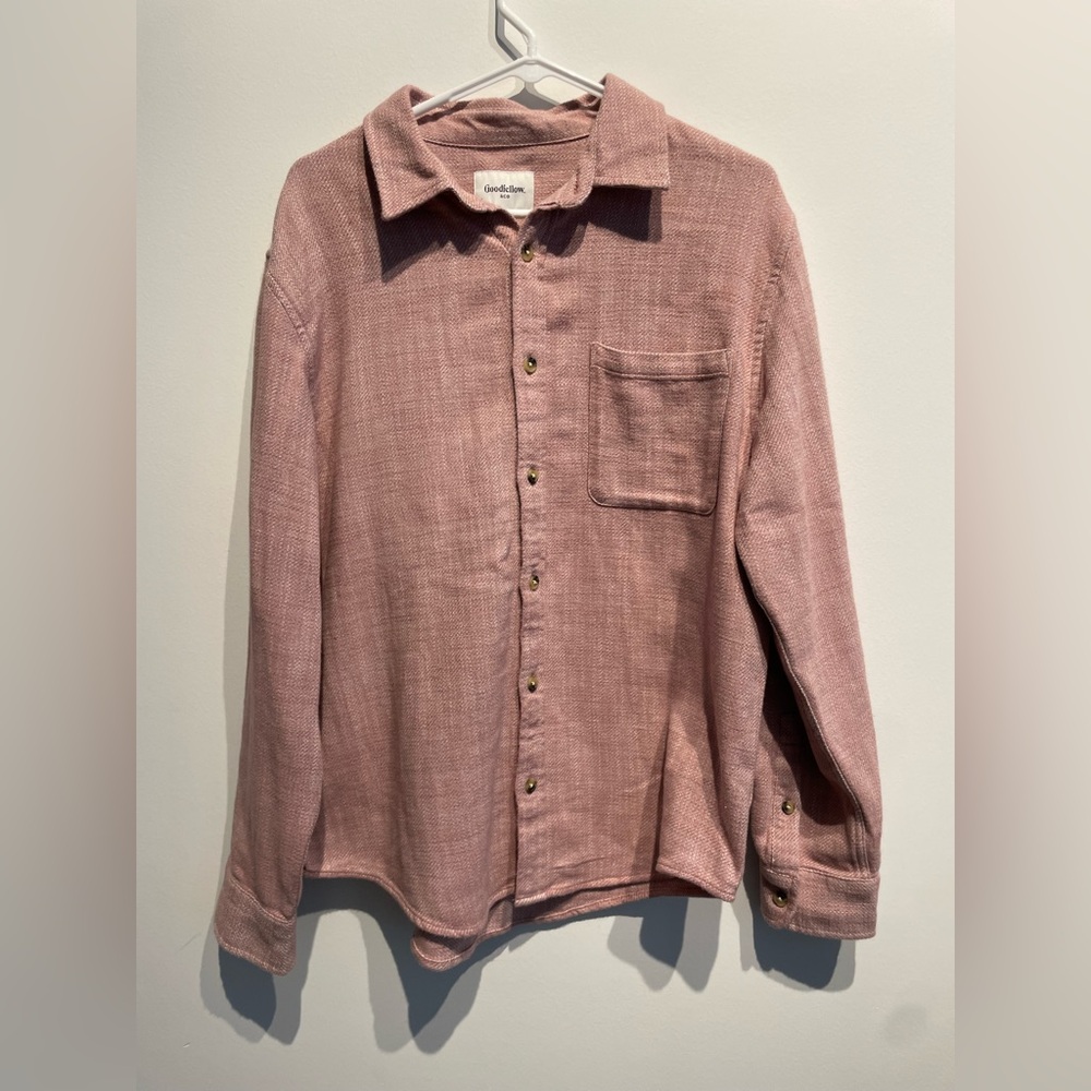 Goodfellow & Co Men’s Vintage Light weight long sleeve shirt light berry size M